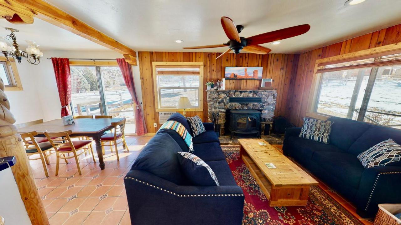 Pack Creek ~ Farm House Moab Bagian luar foto