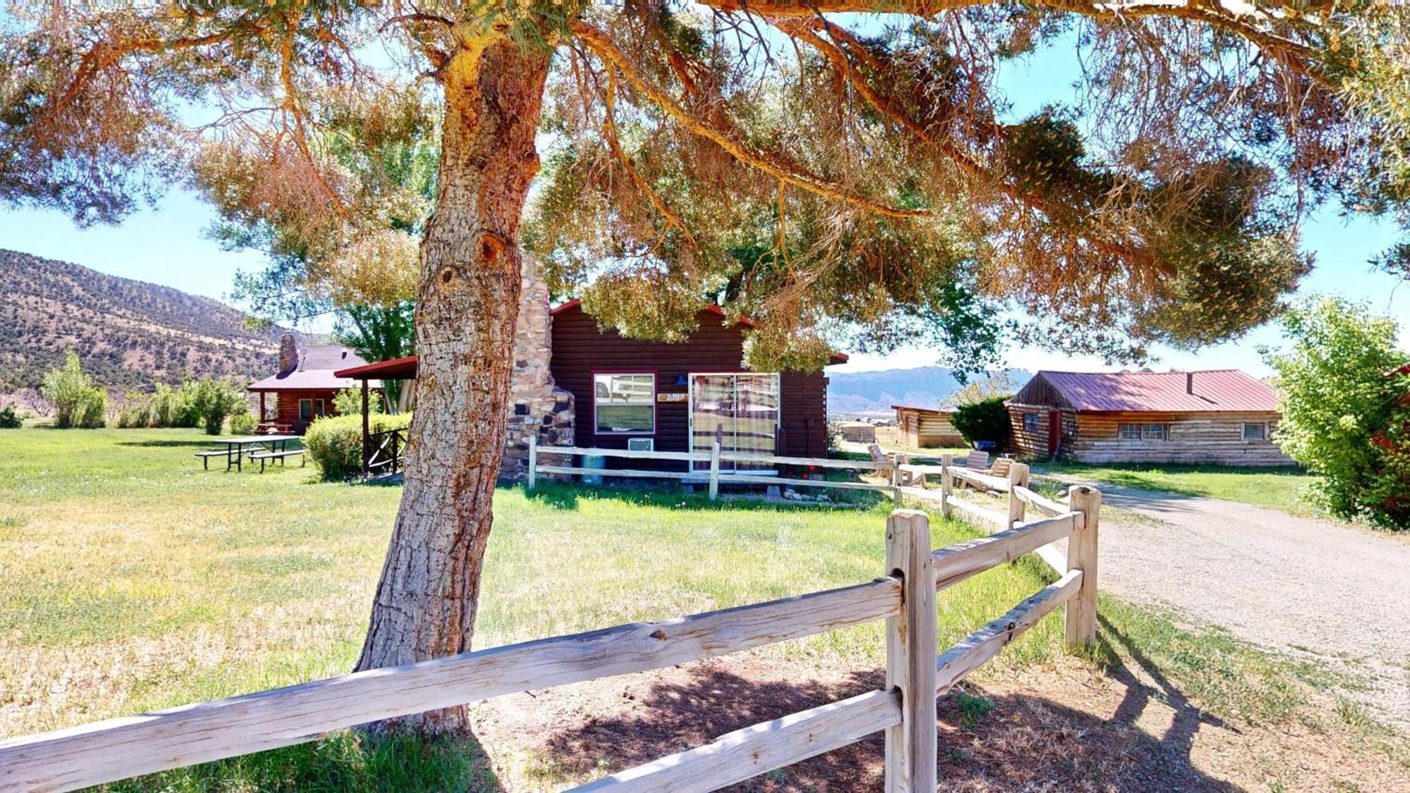Pack Creek ~ Farm House Moab Bagian luar foto